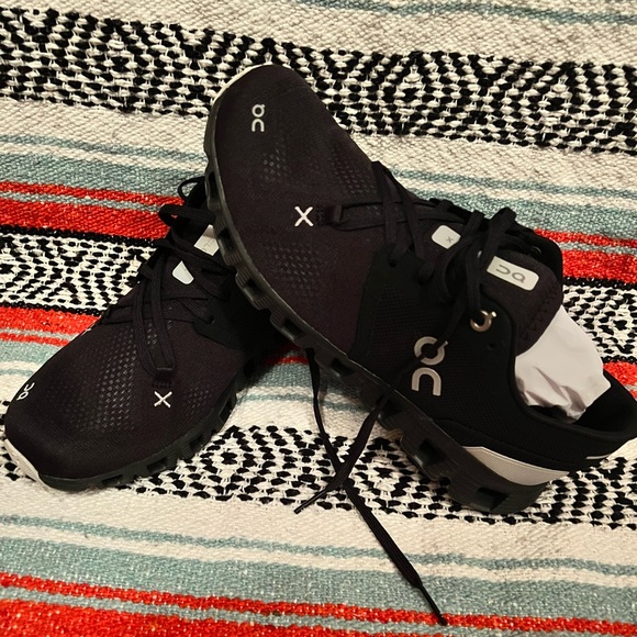 On Cloud X3 Running Shoes - Picture 2 of 8